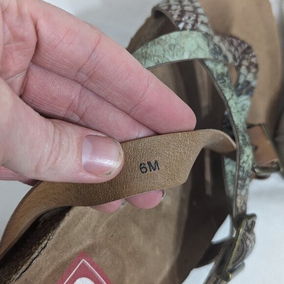 POP Snakeskin Print Sandals - Picture 3 of 3